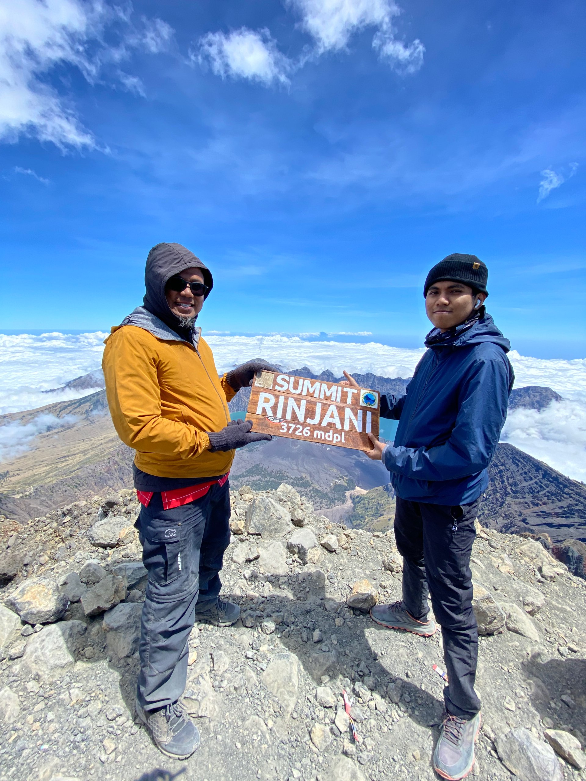 Group Photo at Rinjani Summit